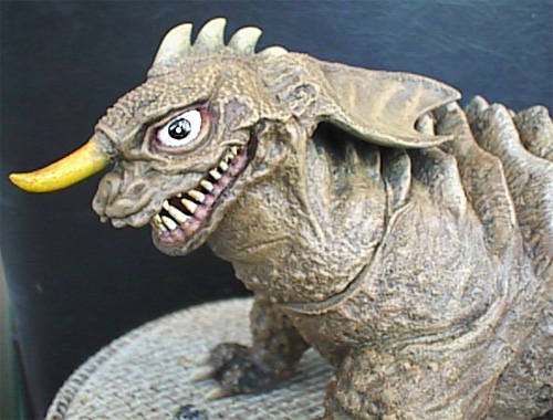 baragon2.jpg (89802 bytes)